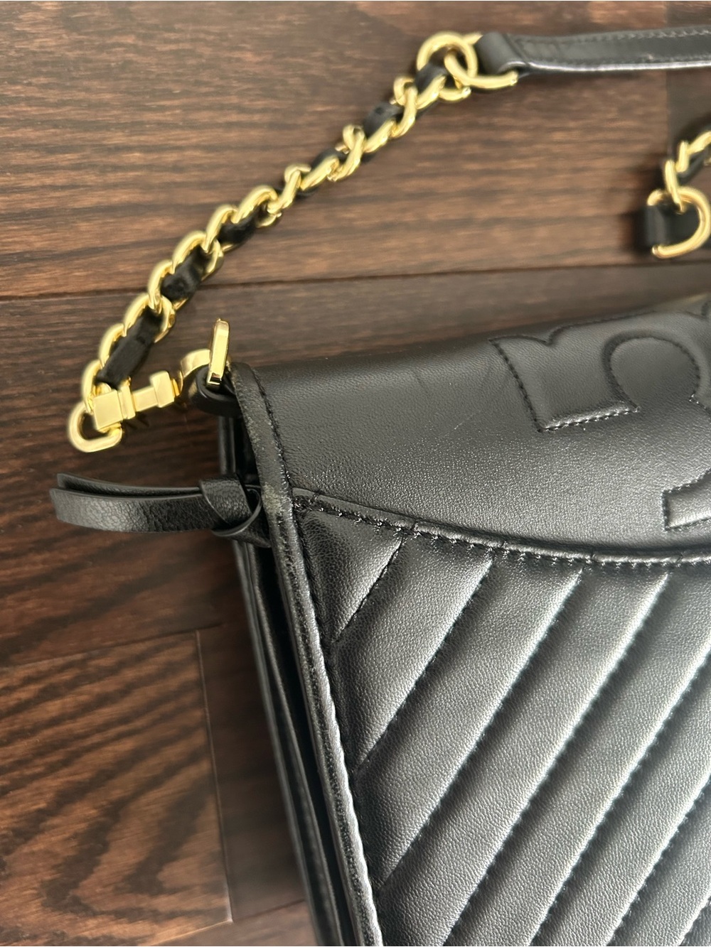 Tory Burch Black Quilted Leather Chain-Shoulder Crossbody - Picture 5 of 7